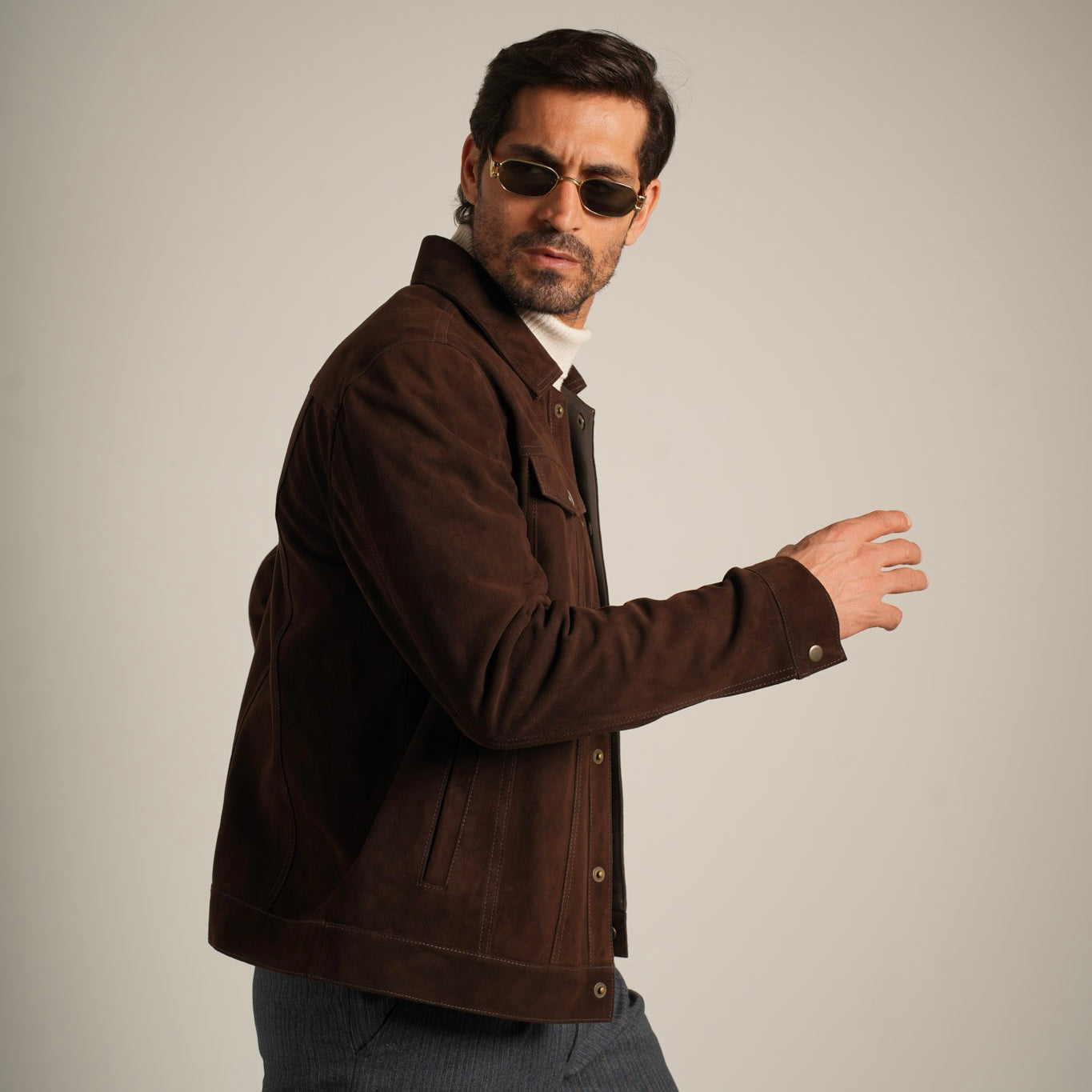 Suede Trucker Jacket - Classic Americana Meets Luxurious Comfort